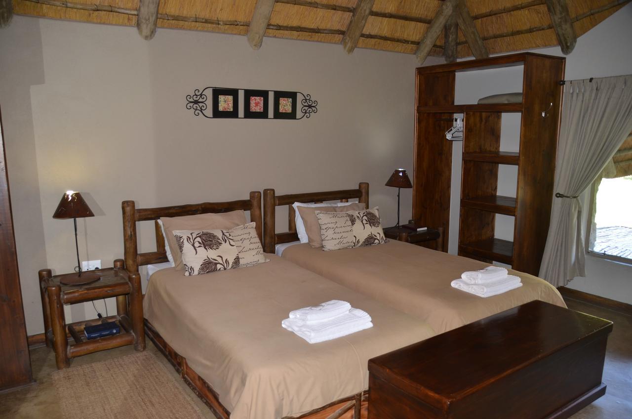 Hostal Moholoholo Ya Mati Kampersrus AH Exterior foto