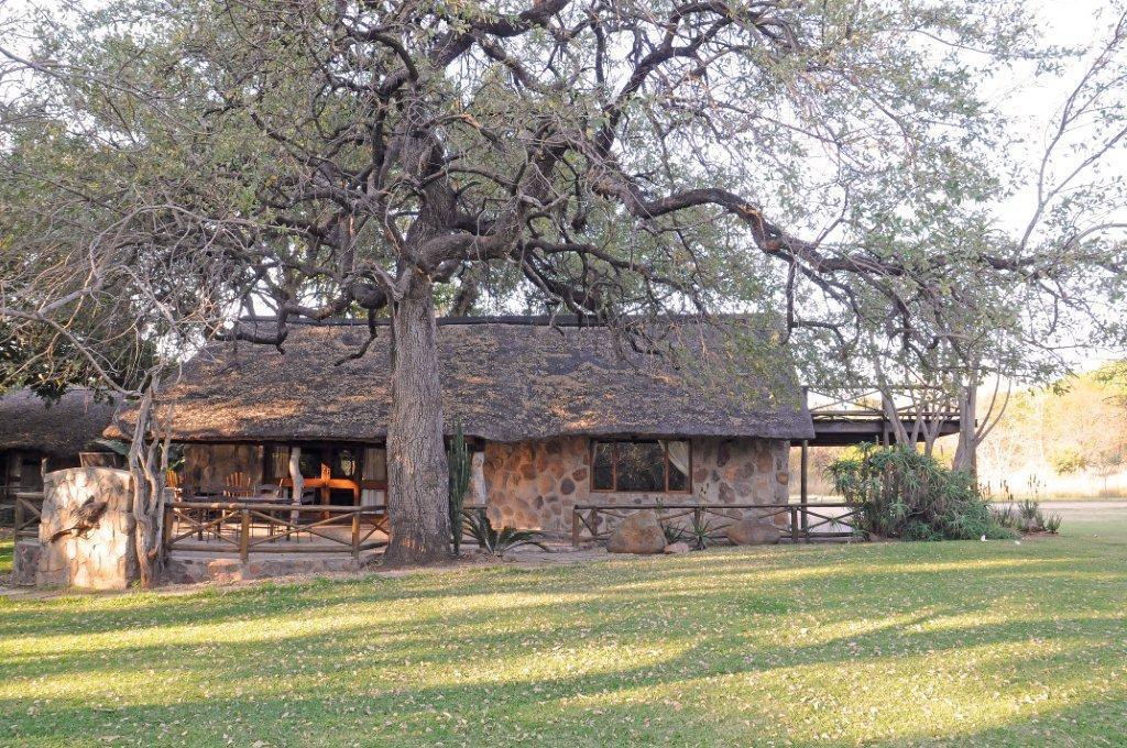 Hostal Moholoholo Ya Mati Kampersrus AH Exterior foto