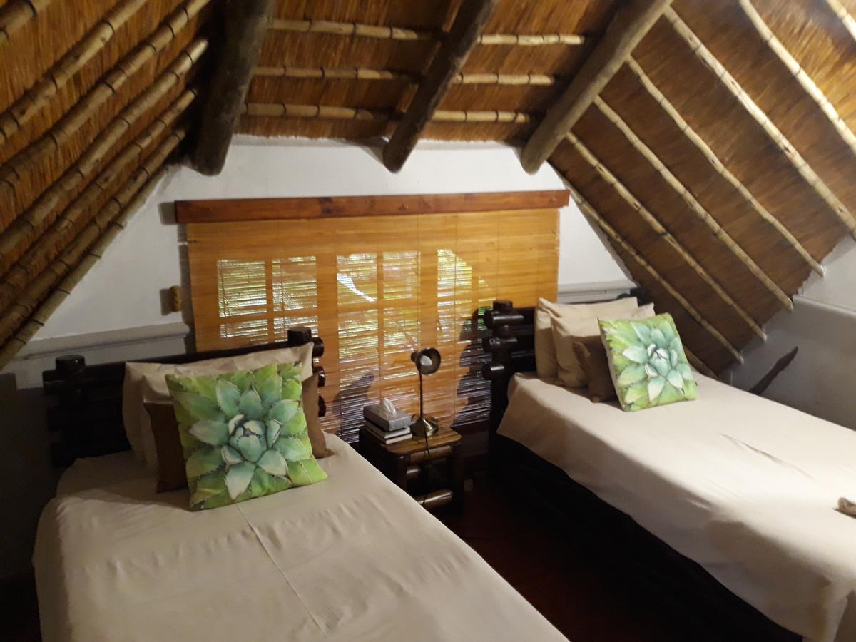 Hostal Moholoholo Ya Mati Kampersrus AH Exterior foto